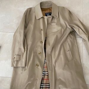 Men’s Burberry Vintage Trench